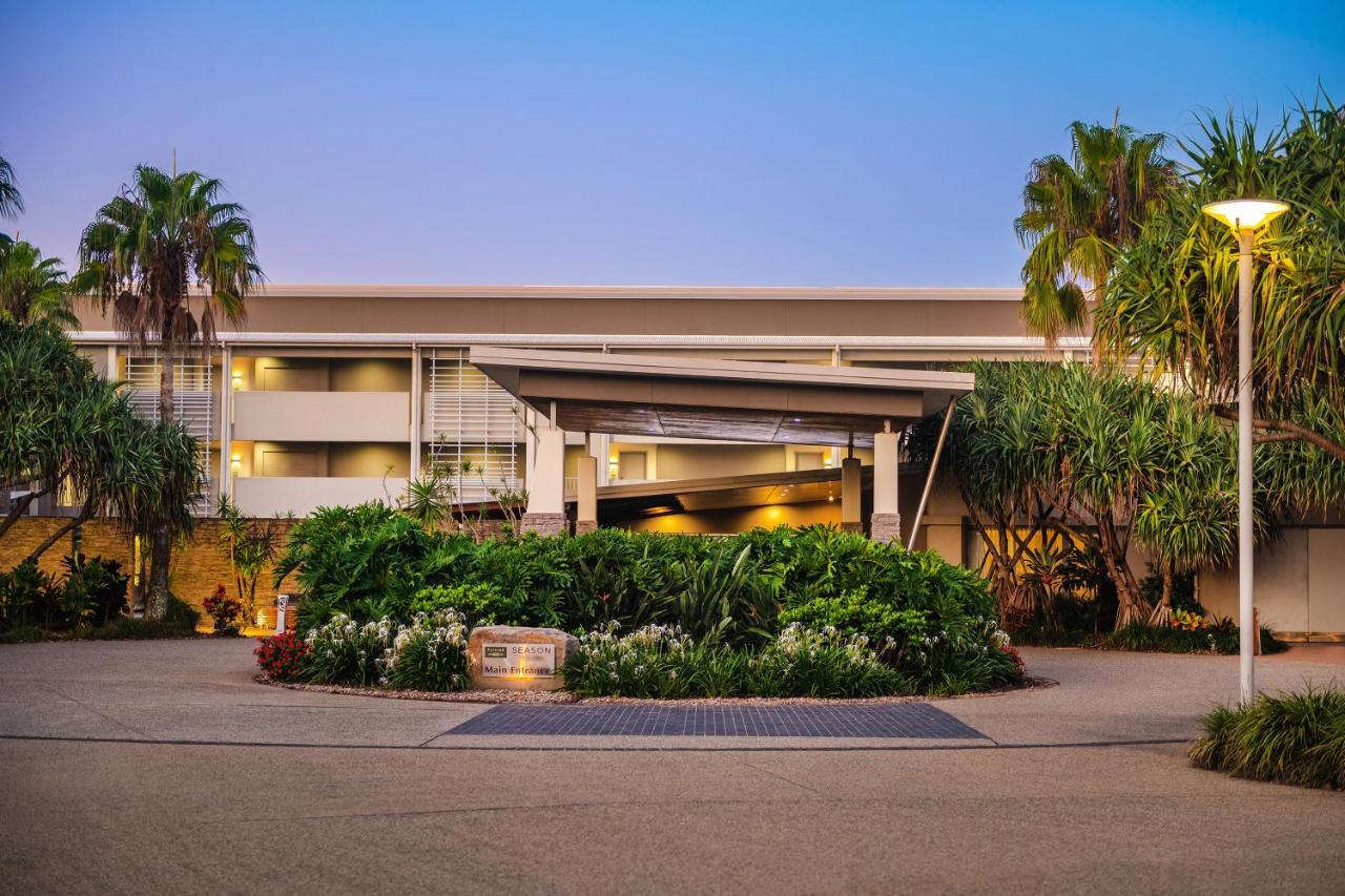Peppers Salt Resort & Spa Kingscliff Exterior foto The hotel's entrance